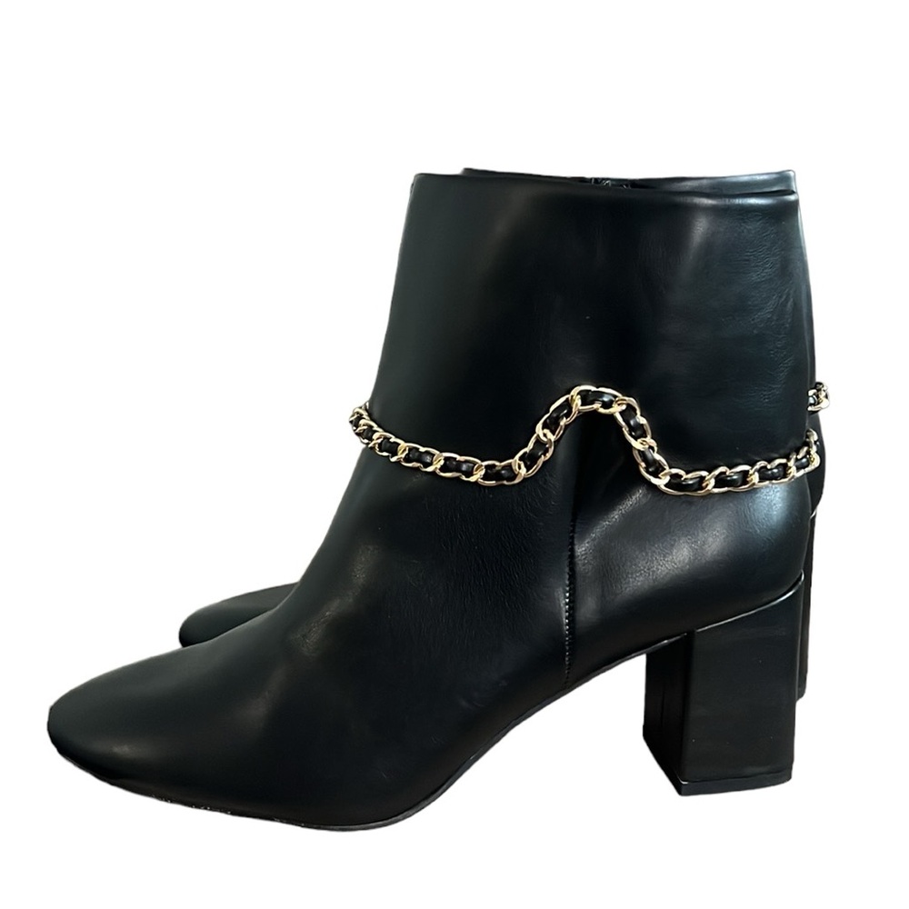 🎈Justfab Shoes Blanche Fold-Over Booti